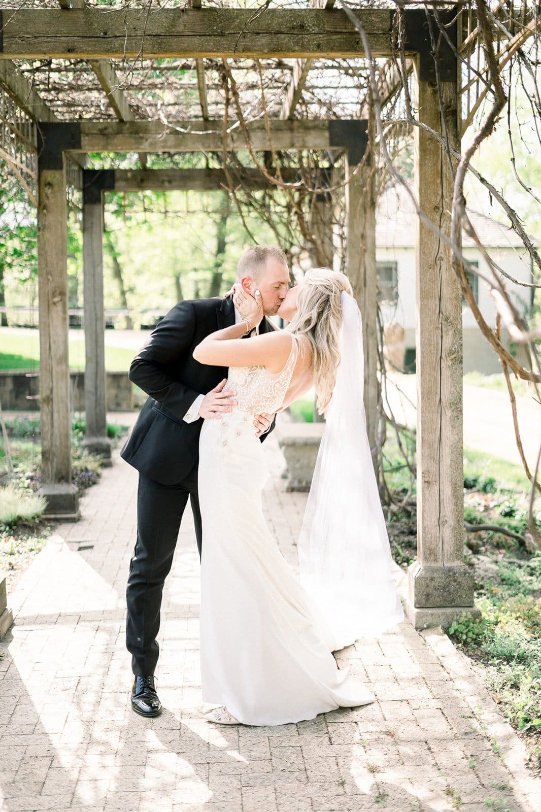 Kelsey TJ Noerenberg Memorial Gardens Wedding 2021 Luxury Wedding Photography Rachel Elle Photography4 websize
