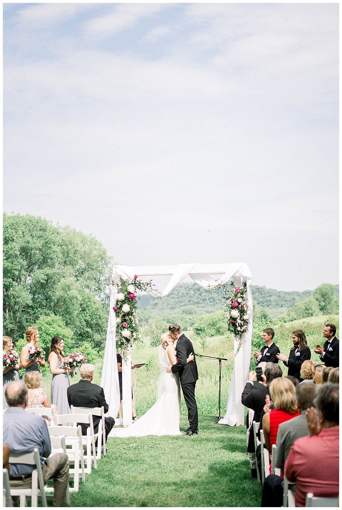 Round Barn Farm Wedding Red Wing Minnesota Rachel Elle Photography191