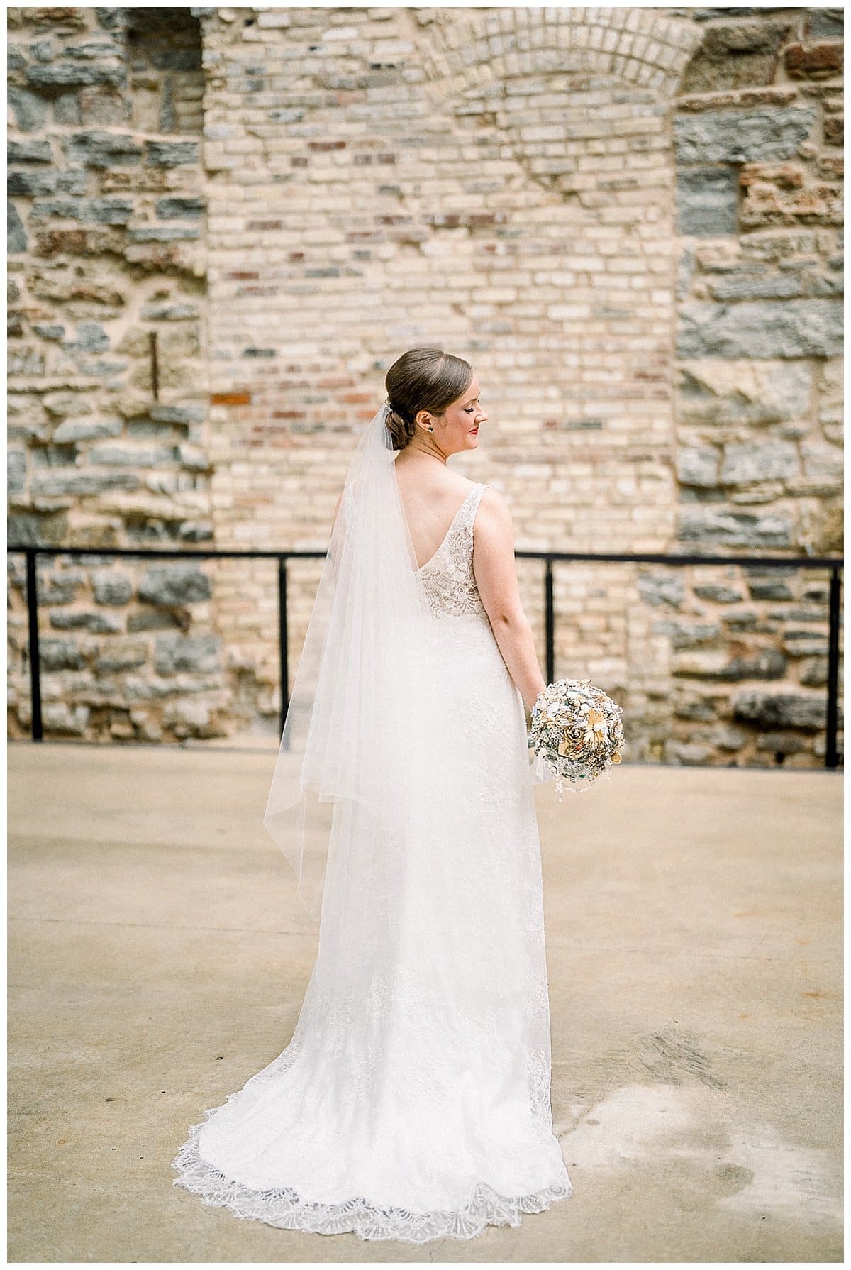 Jane Hollis Minneapolis Mill City Museum wedding Rachel Elle Photography363