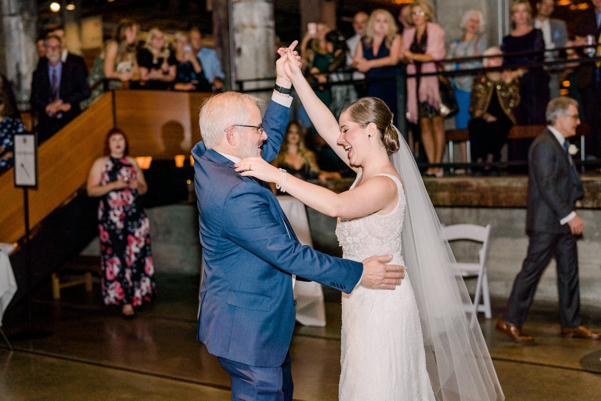 Jane Hollis Minneapolis Mill City Museum wedding Rachel Elle Photography50