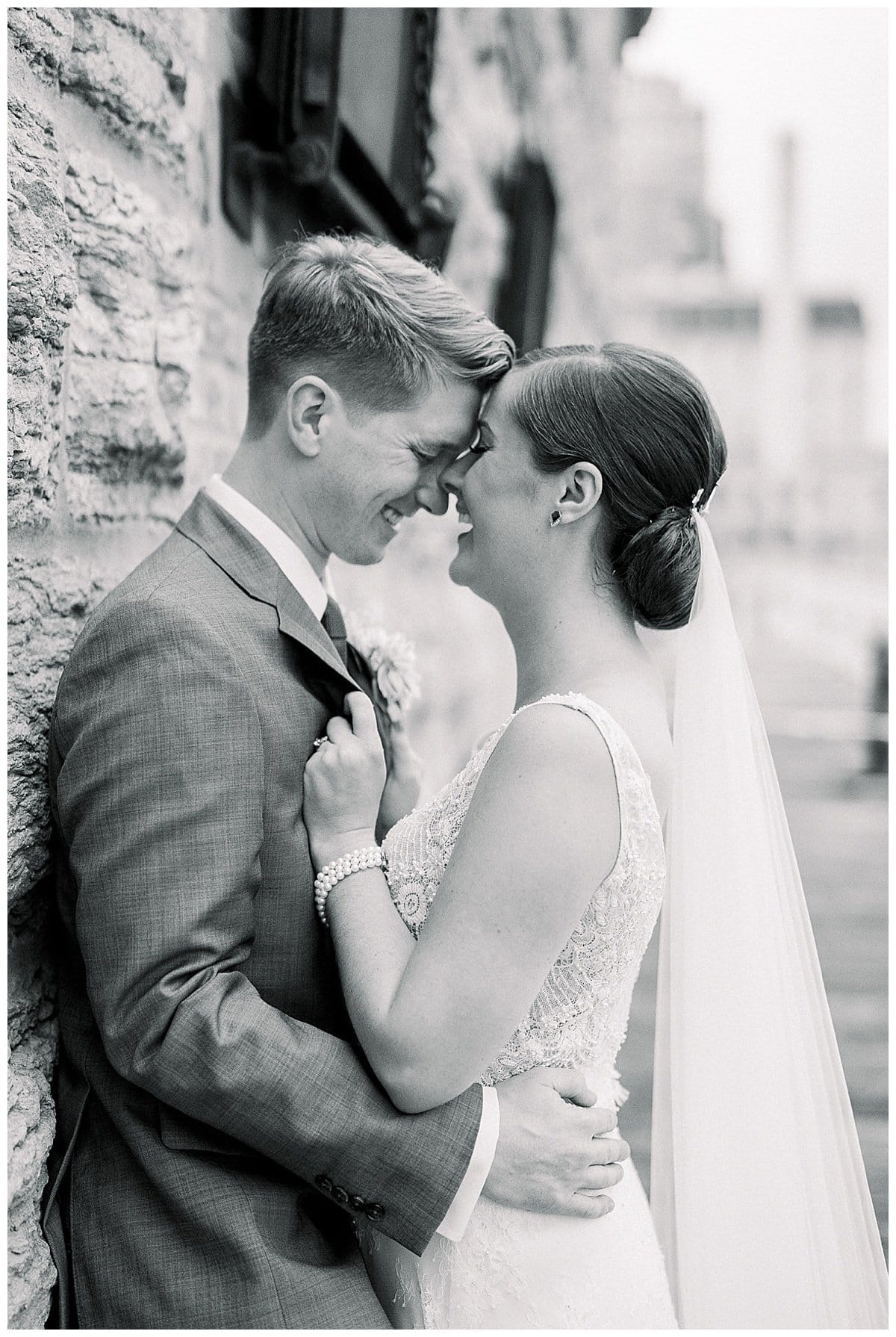 Jane Hollis Minneapolis Mill City Museum wedding Rachel Elle Photography651