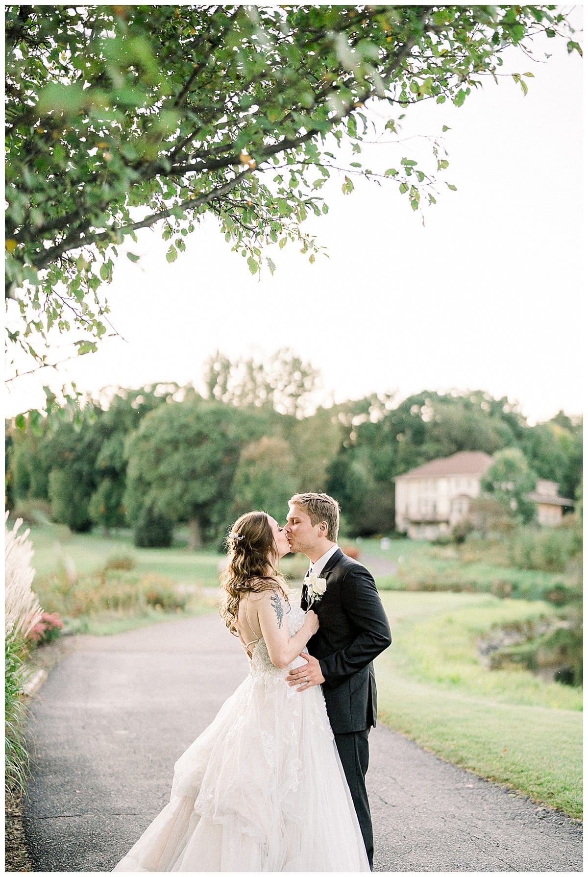 Caleigh Mike Wausau Wisconsin Wedding Photography Greenwood Hills Country Club Rachel Elle Photography532