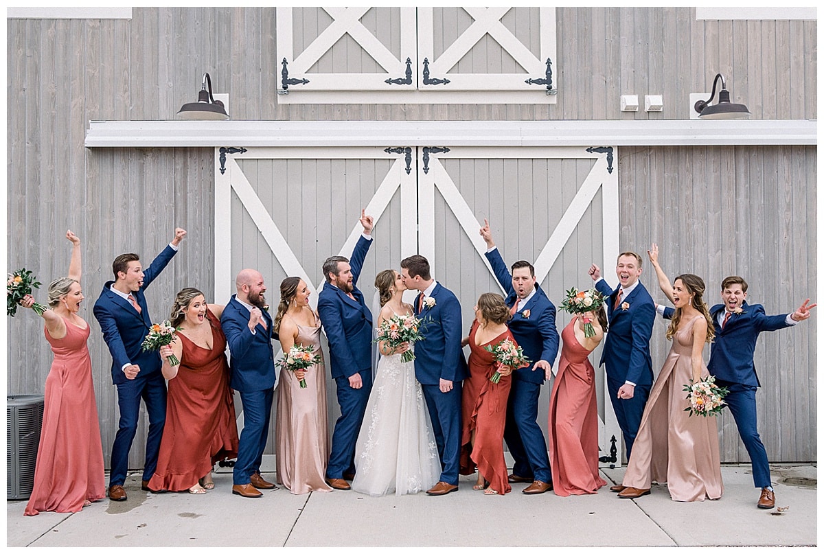 Lauren Adam Ashery Lane Farm Wedding Photography Minneapolis Wedding Photographer Rachel Elle Photography198