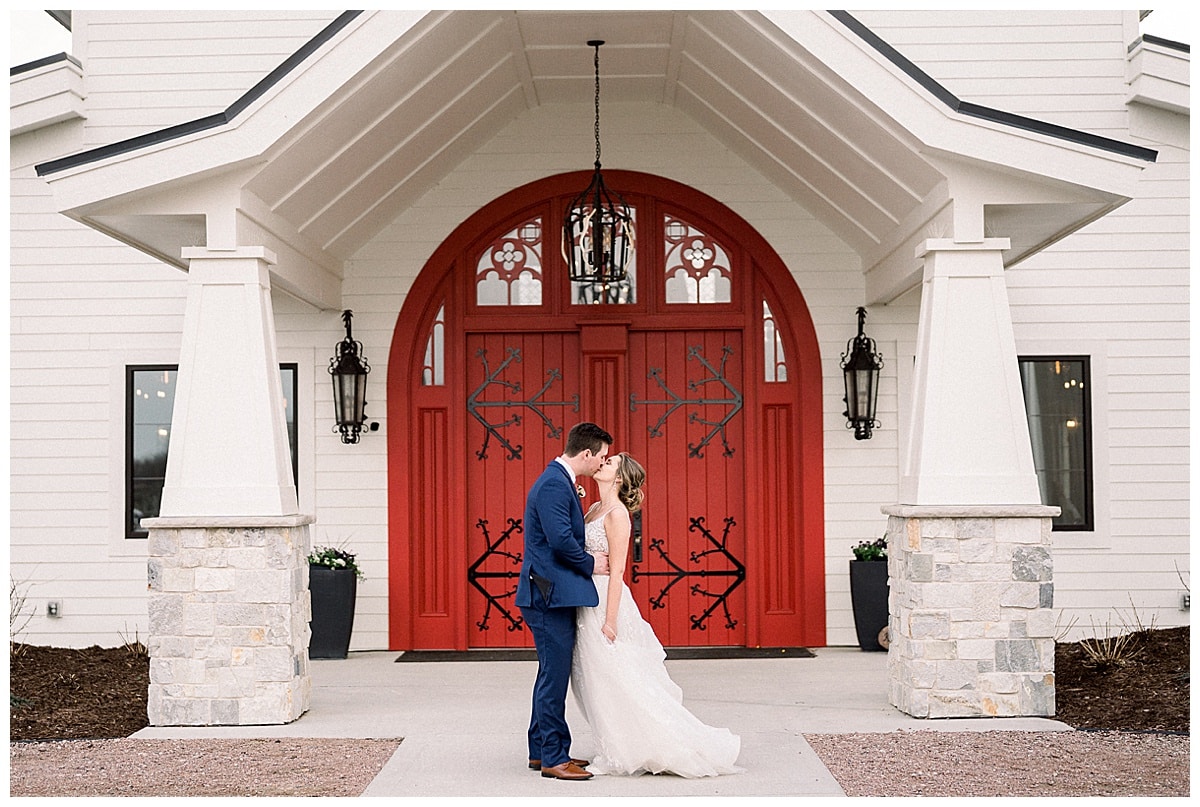 Lauren Adam Ashery Lane Farm Wedding Photography Minneapolis Wedding Photographer Rachel Elle Photography544