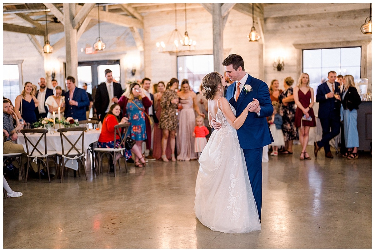 Lauren Adam Ashery Lane Farm Wedding Photography Minneapolis Wedding Photographer Rachel Elle Photography580