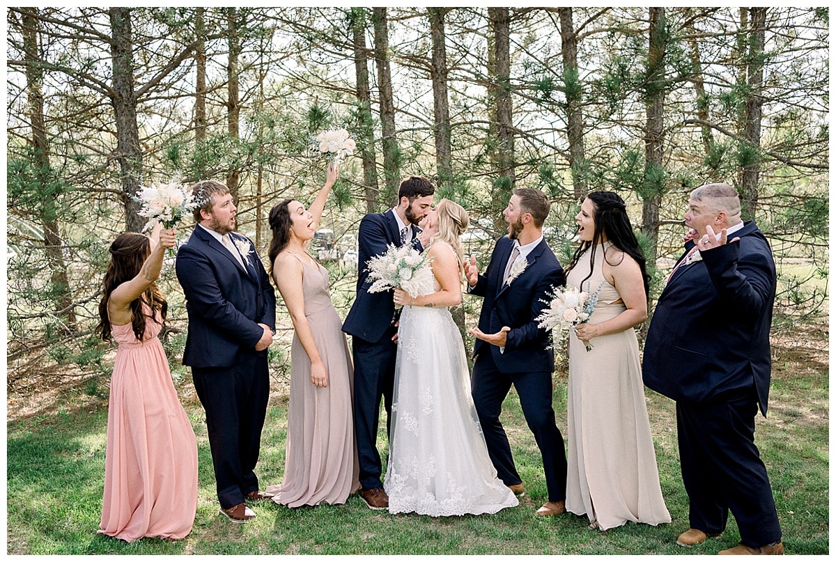 Sophie Anthony The Atrium Wedding Wisconsin Wedding Photography Rachel Elle Photography201