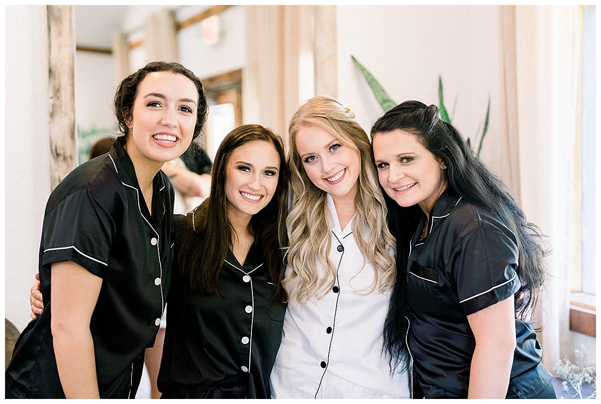 Sophie Anthony The Atrium Wedding Wisconsin Wedding Photography Rachel Elle Photography40