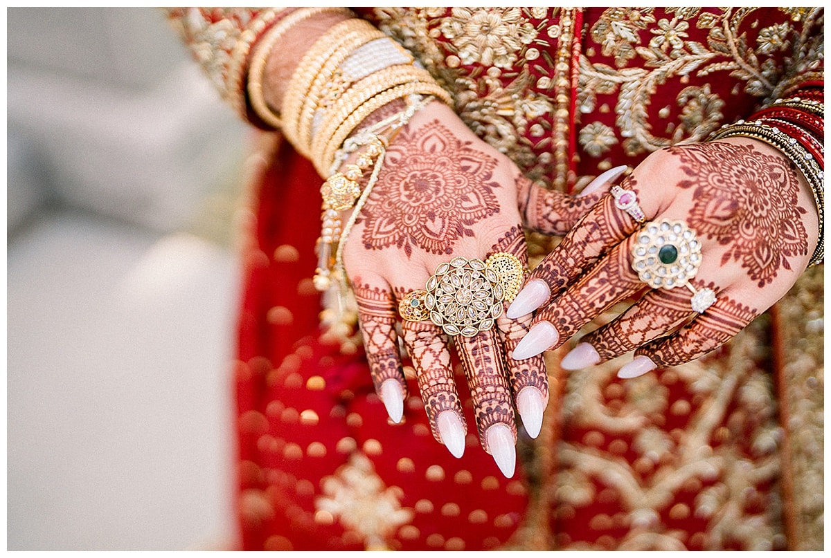 Mehndi Artist in Hyderabad - SUMIT MEHNDI ART - Wedding Byte