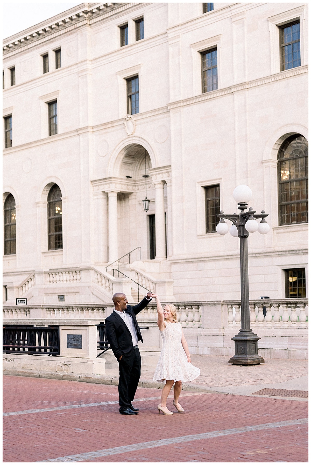 downtown st. paul engagement session Rachel Elle Photography